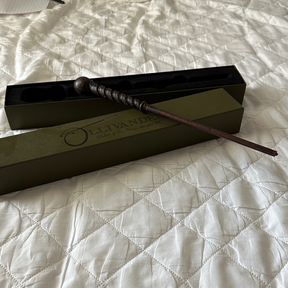 Official Harry Potter wand